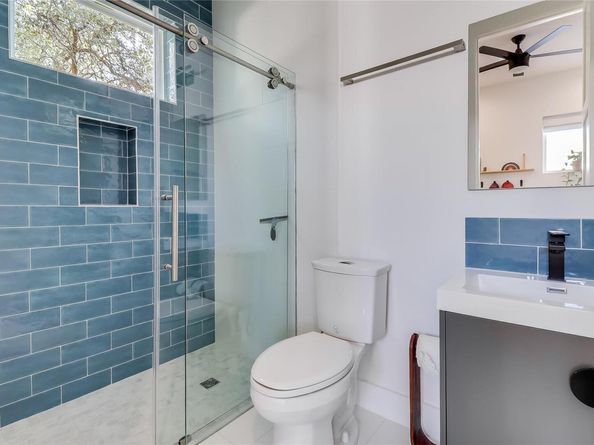4712 Reyes ST 1, Austin TX 78721