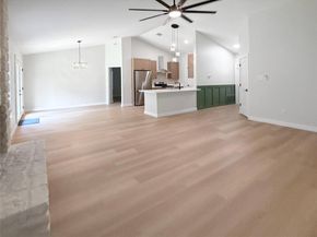 8814 United Kingdom DR, Austin TX 78748
