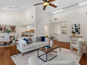 6820 Cypress PT N 28, Austin TX 78746