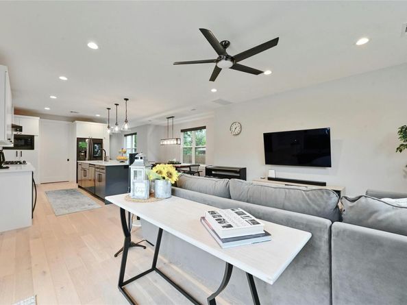 7103 Daugherty ST, Austin TX 78757