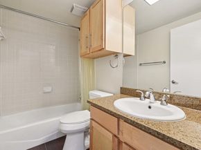 2931 E 12th ST 206, Austin TX 78702