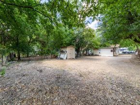 1511 Holly ST, Austin TX 78702