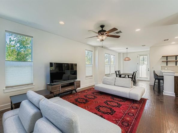 2709 E 13th ST, Austin TX 78702