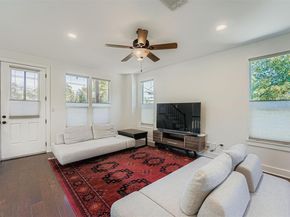 2709 E 13th ST, Austin TX 78702