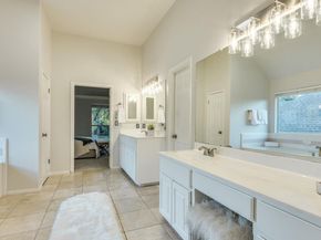 10701 Redmond RD, Austin TX 78739