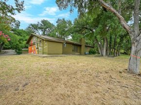 20 Pillow RD, Sunset Valley TX 78745