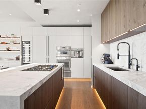 210 Lavaca ST 2301, Austin TX 78701