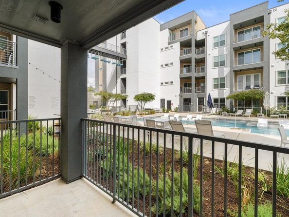 4801 Springdale RD 1106, Austin TX 78723