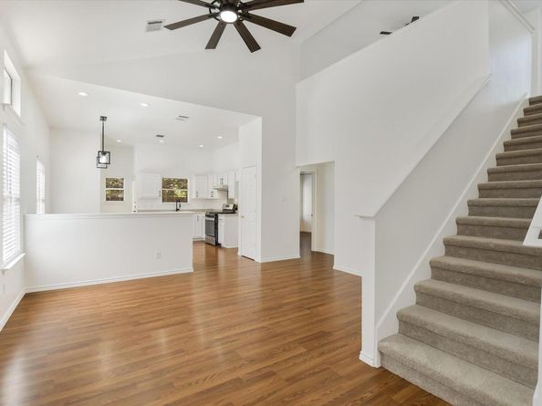 1521 Sir Thopas TRL, Austin TX 78748