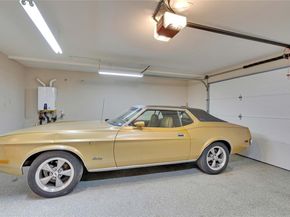 2905 Greenlawn PKWY, Austin TX 78757