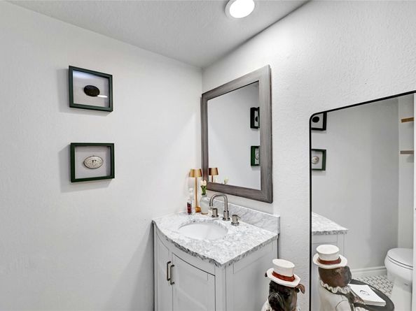 3840 Far West BLVD 101, Austin TX 78731