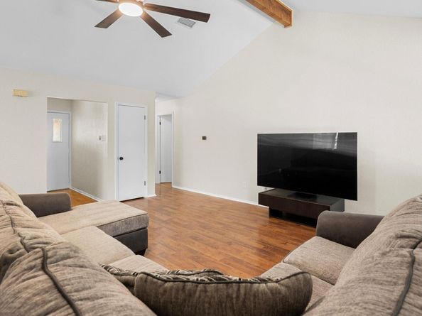 2113 Delvin LN, Austin TX 78728
