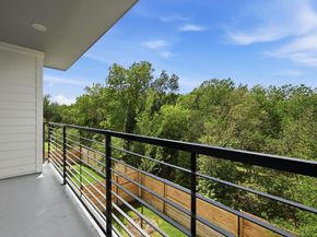 2000 Riverside Farms RD 18101, Austin TX 78741