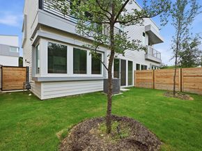 2000 Riverside Farms RD 18101, Austin TX 78741