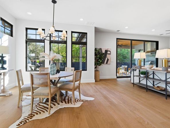 2803 Oak Park DR, Austin TX 78704