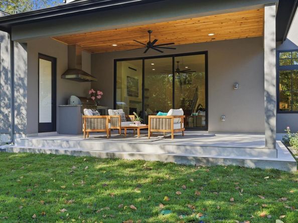 2803 Oak Park DR, Austin TX 78704