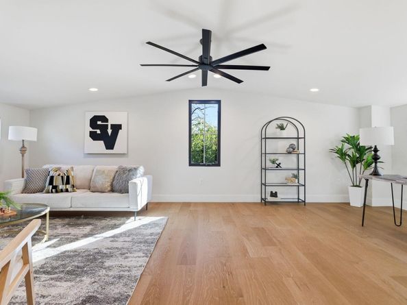 2803 Oak Park DR, Austin TX 78704