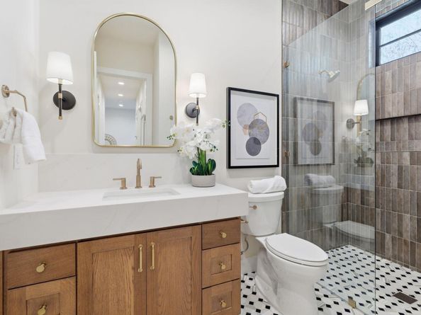 2803 Oak Park DR, Austin TX 78704