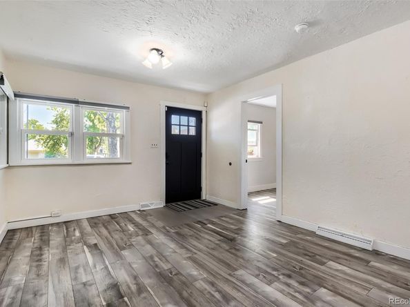 3255 S Corona Street, Englewood CO 80113