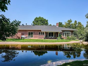 2552 E Alameda Avenue