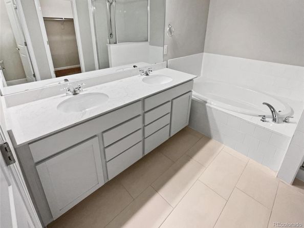 14948 E Belleview Avenue, Aurora CO 80015