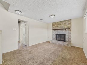 904 S Uravan Street, Aurora CO 80017
