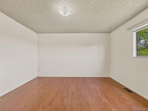 904 S Uravan Street, Aurora CO 80017