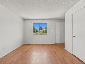 904 S Uravan Street, Aurora CO 80017