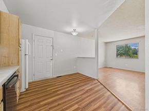 904 S Uravan Street, Aurora CO 80017