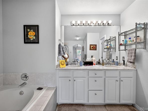 6697 S Forest Way E, Centennial CO 80121