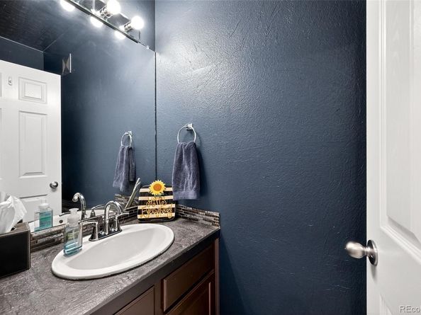 6697 S Forest Way E, Centennial CO 80121
