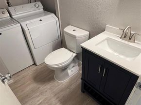 1250 S Monaco Parkway 50, Denver CO 80224