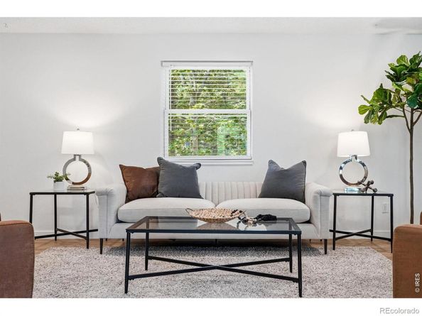 3525 Lakeview Circle, Longmont CO 80503