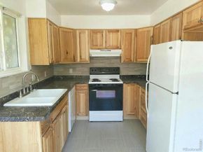 706 Darby Court, Longmont CO 80501