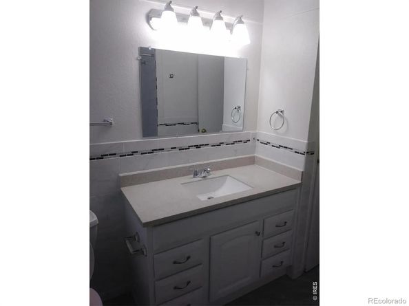 706 Darby Court, Longmont CO 80501