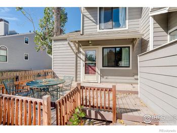 362 S Taft Court