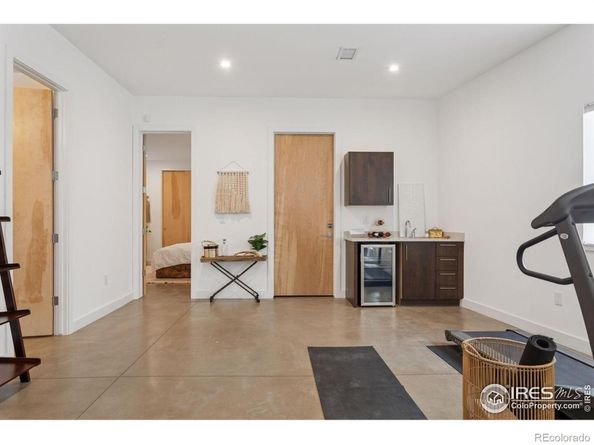 1801 W 33rd Avenue, Denver CO 80211