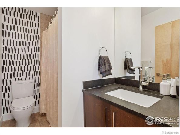 1801 W 33rd Avenue, Denver CO 80211