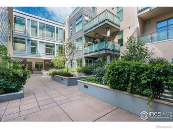 1655 Walnut Street