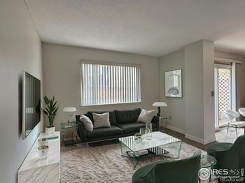 1616 Longbow Court