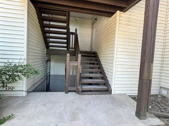 Undisclosed Address #2866285, Aurora CO 80013