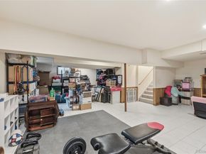 Undisclosed Address #2899441, Greenwood Village CO 80111