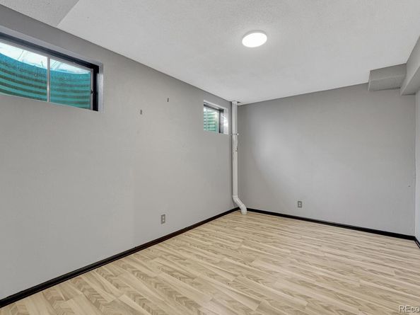 7909 S Poplar Way, Centennial CO 80112