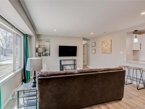 6733 S Ash Way, Centennial CO 80122