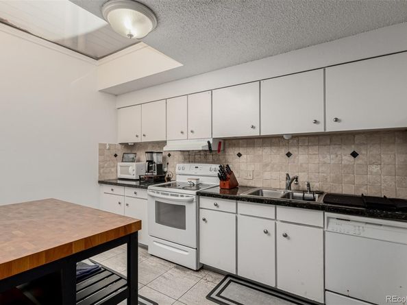 2903 S Locust Street, Denver CO 80222