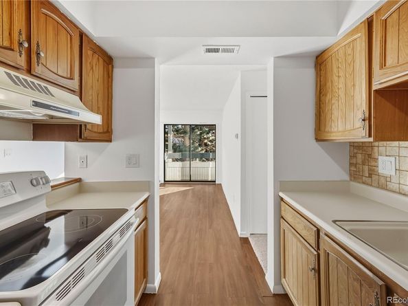 14216 E 1st Drive B10, Aurora CO 80011