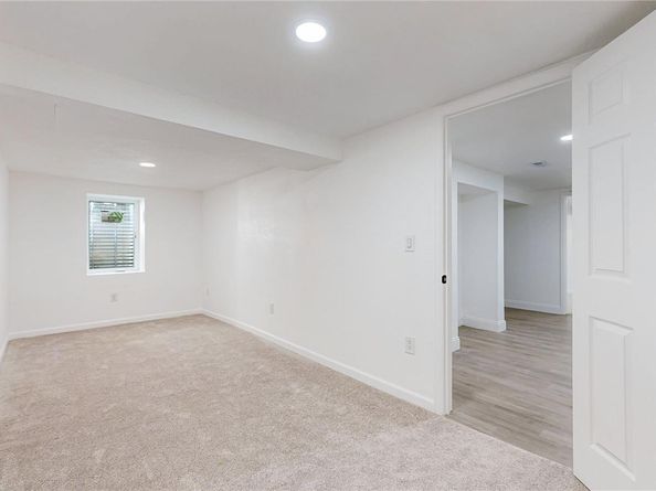 367 S Queen Circle, Lakewood CO 80226