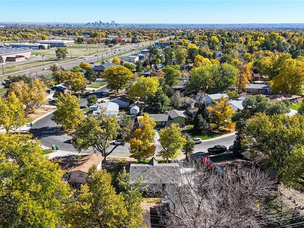 367 S Queen Circle, Lakewood CO 80226