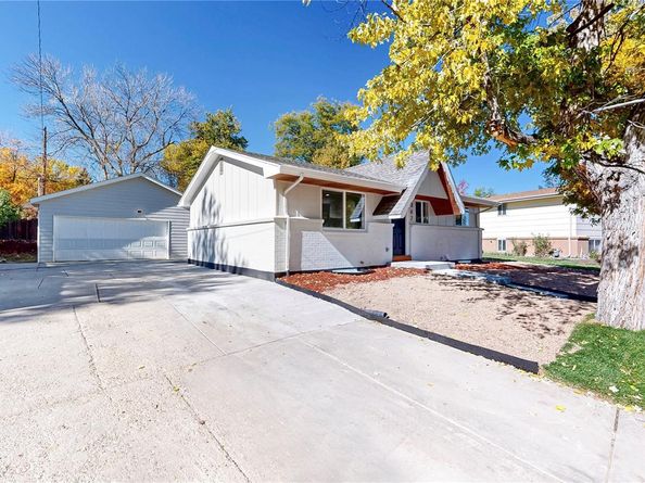 367 S Queen Circle, Lakewood CO 80226