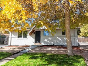 367 S Queen Circle, Lakewood CO 80226